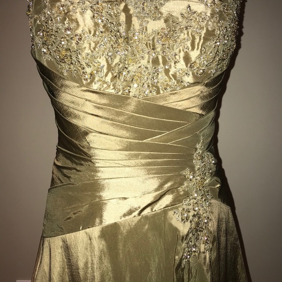 Evening gown - Picture 3 of 4